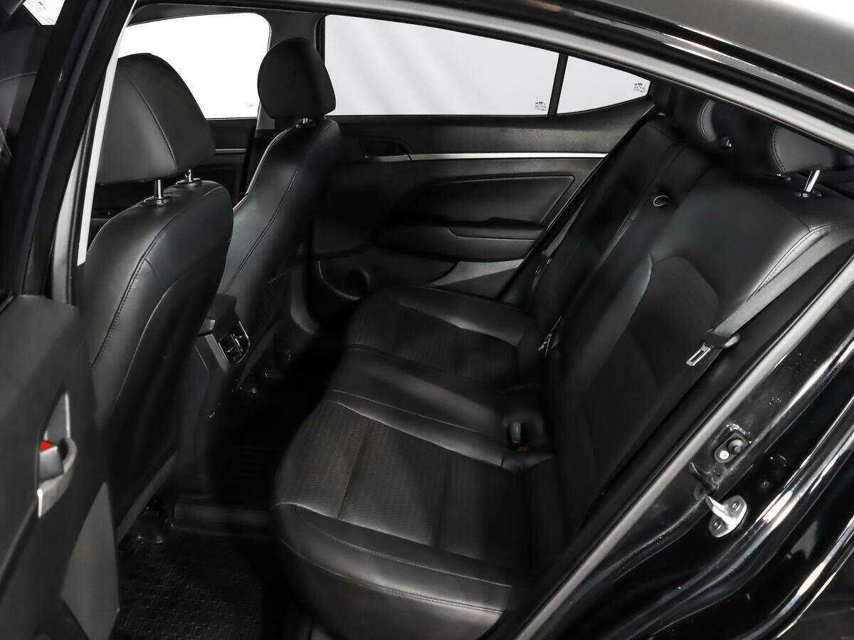 Купить Hyundai Elantra, 2017, 90 234 км.. Фото: #9