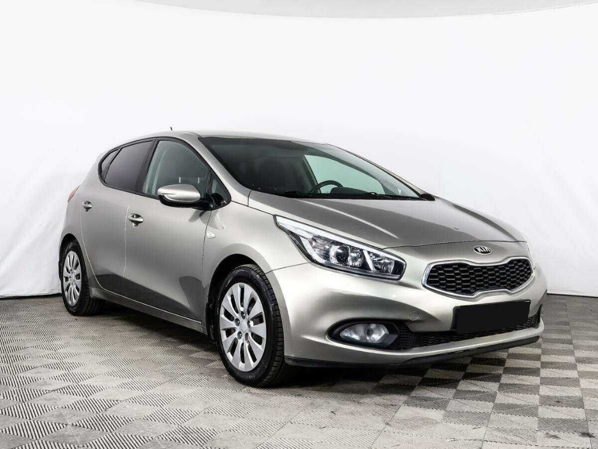 Купить Kia Ceed, 2015, 192 106 км.. Фото: #2