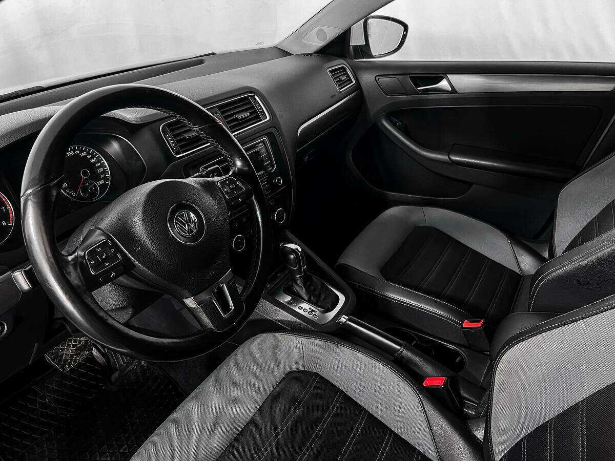 Купить Volkswagen Jetta, 2013, 160 821 км.. Фото: #8