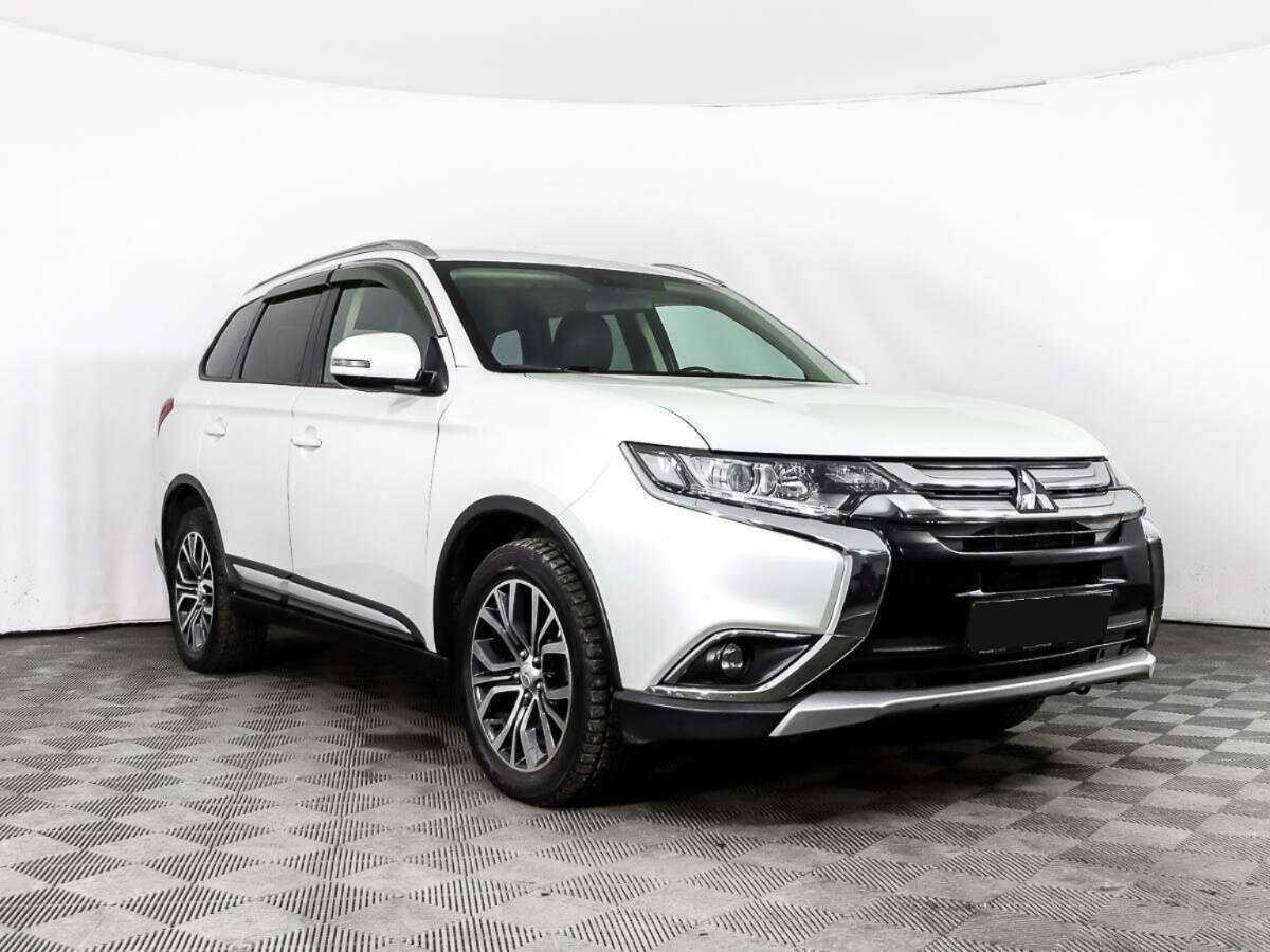 Купить Mitsubishi Outlander, 2016, 117 437 км.. Фото: #2