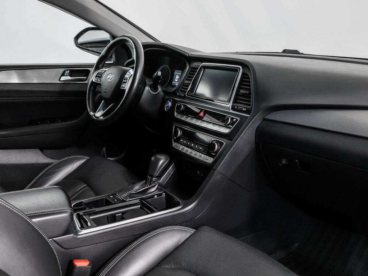 Купить Hyundai Sonata, 2019, 118 000 км.. Фото: #12