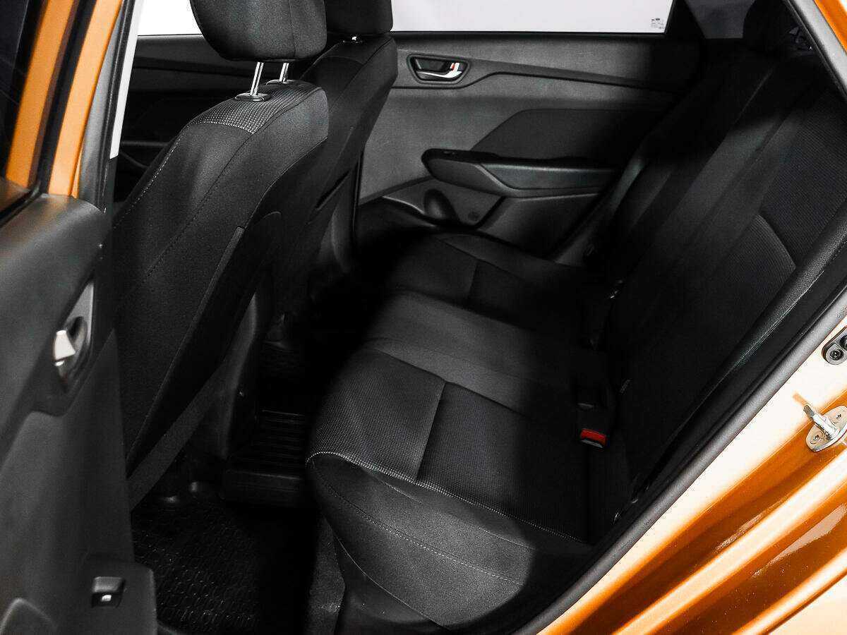 Купить Hyundai Solaris, 2017, 140 583 км.. Фото: #7