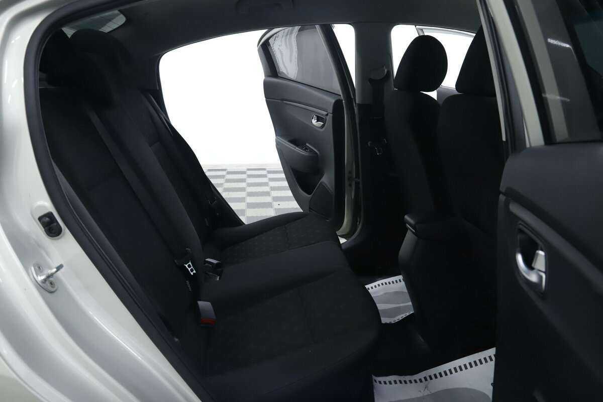 Купить Kia Rio, 2019, 86 000 км.. Фото: #17