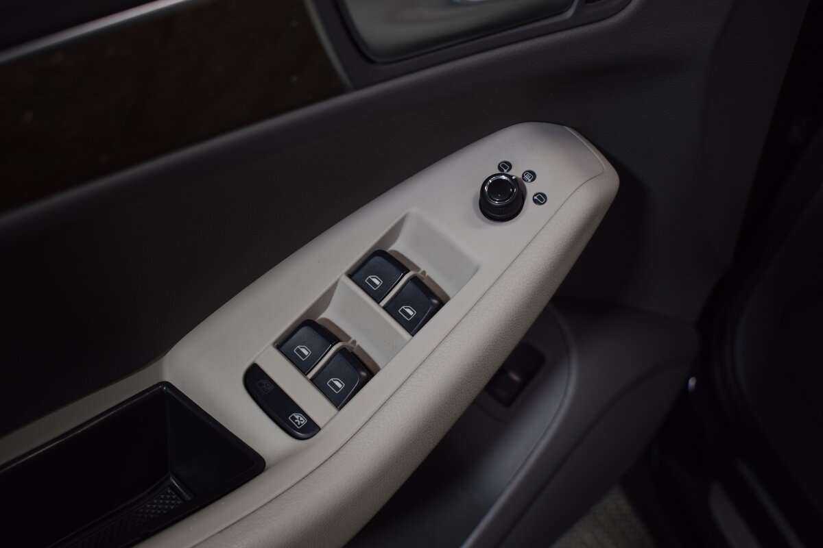 Купить Ауди К5, 2012, 107 719 км.. Фото: #11