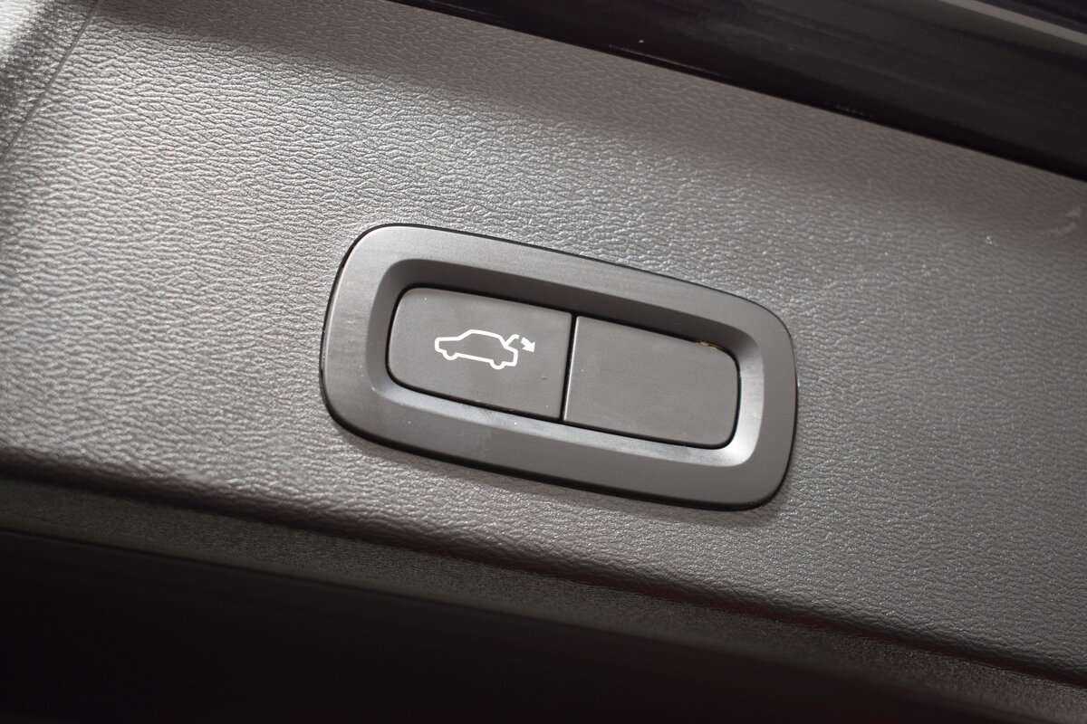 Купить Volvo XC40, 2019, 67 000 км.. Фото: #6