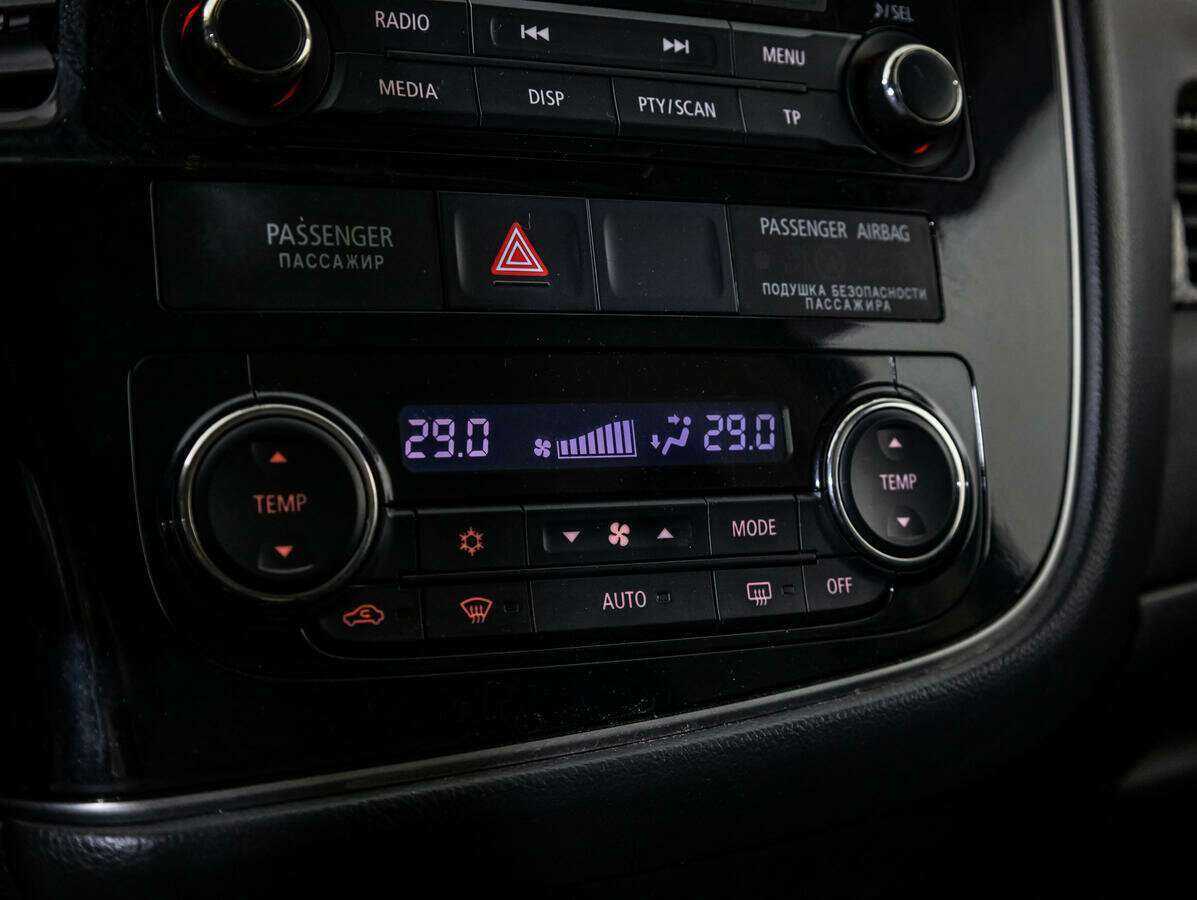 Купить Митсубиши Оутлэндер, 2017, 85 340 км.. Фото: #11