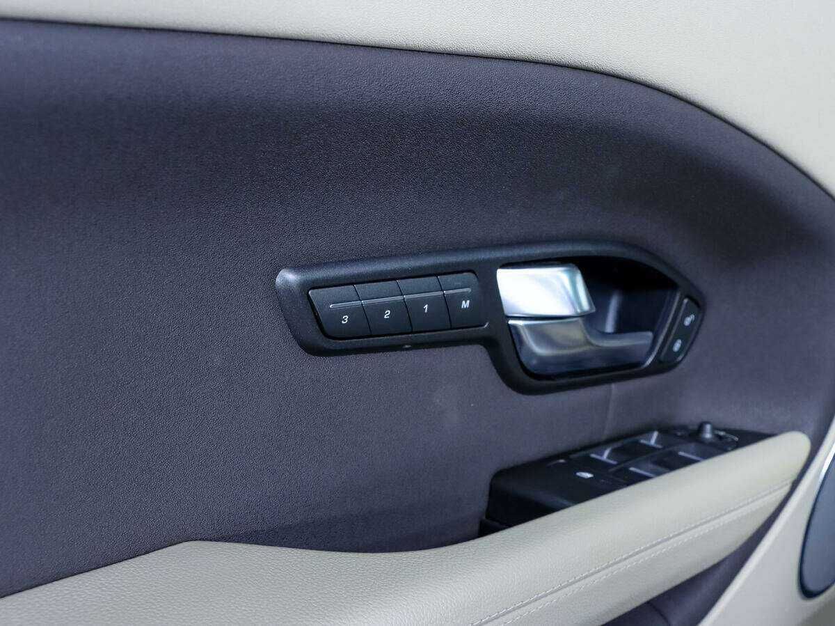 Купить Land Rover Range Rover Evoque, 2018, 56 301 км.. Фото: #15