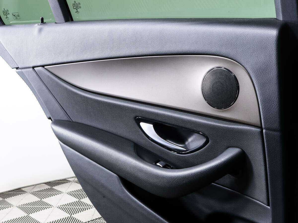 Купить Mercedes-Benz E-Класс, 2016, 161 477 км.. Фото: #16