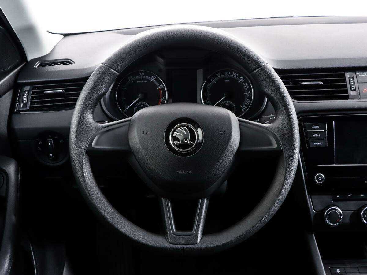 Купить Шкода Октавия, 2018, 62 966 км.. Фото: #9