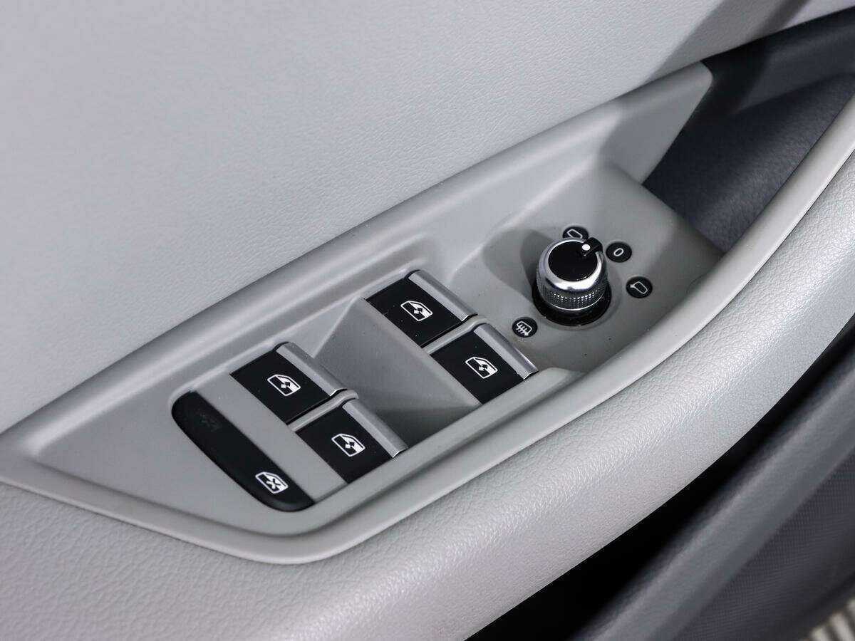 Купить Audi A4, 2019, 44 759 км.. Фото: #15