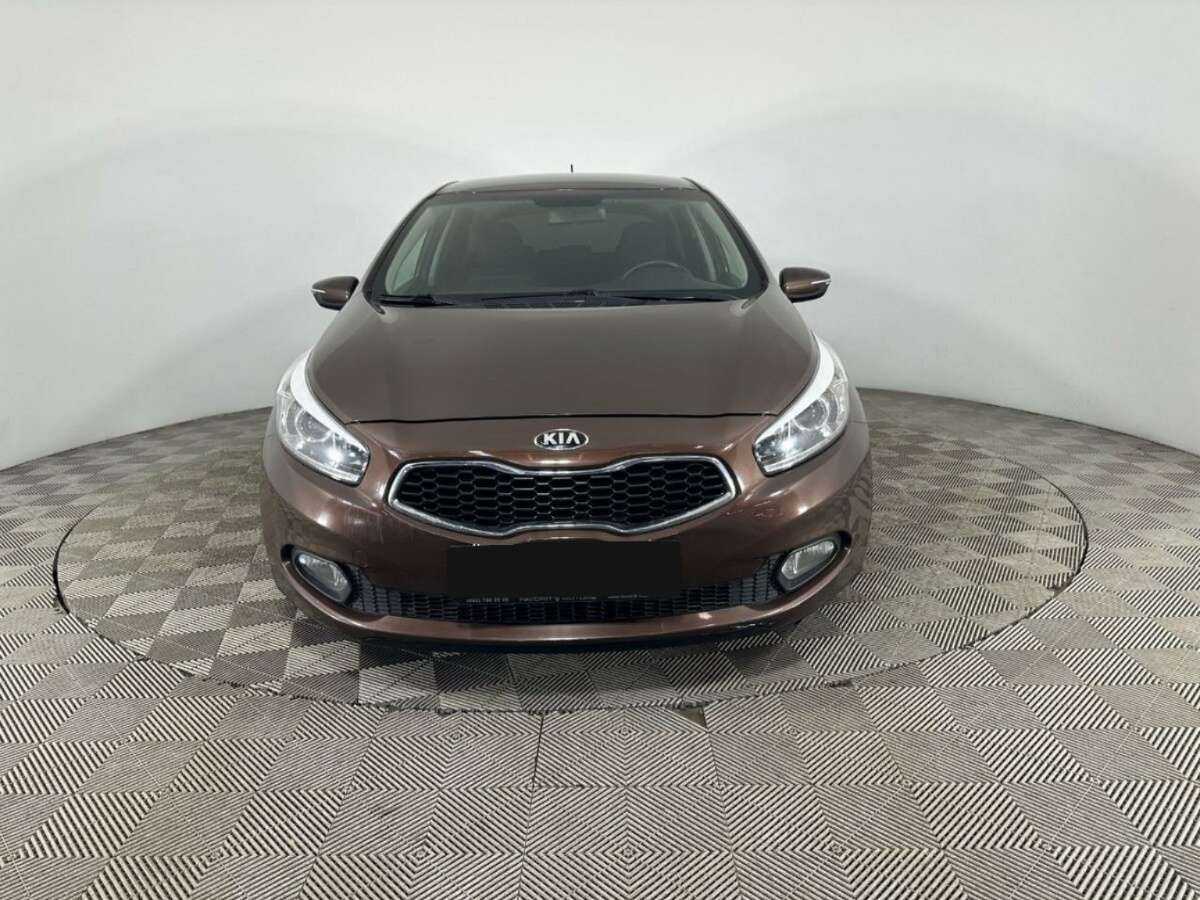 Купить Kia Ceed, 2014, 117 000 км.. Фото: #1
