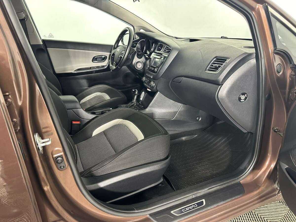 Купить Kia Ceed, 2014, 117 000 км.. Фото: #13