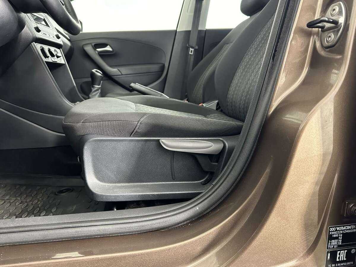 Купить Volkswagen Polo, 2016, 94 342 км.. Фото: #9