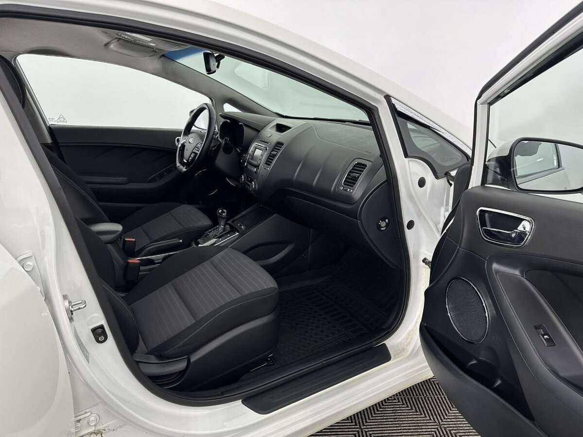 Купить Kia Cerato, 2017, 61 473 км.. Фото: #13