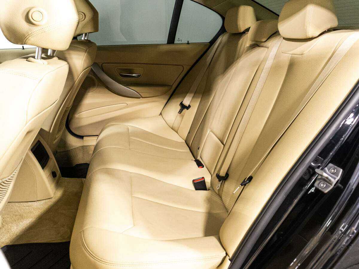 Купить БМВ 3 серии, 2014, 215 678 км.. Фото: #9