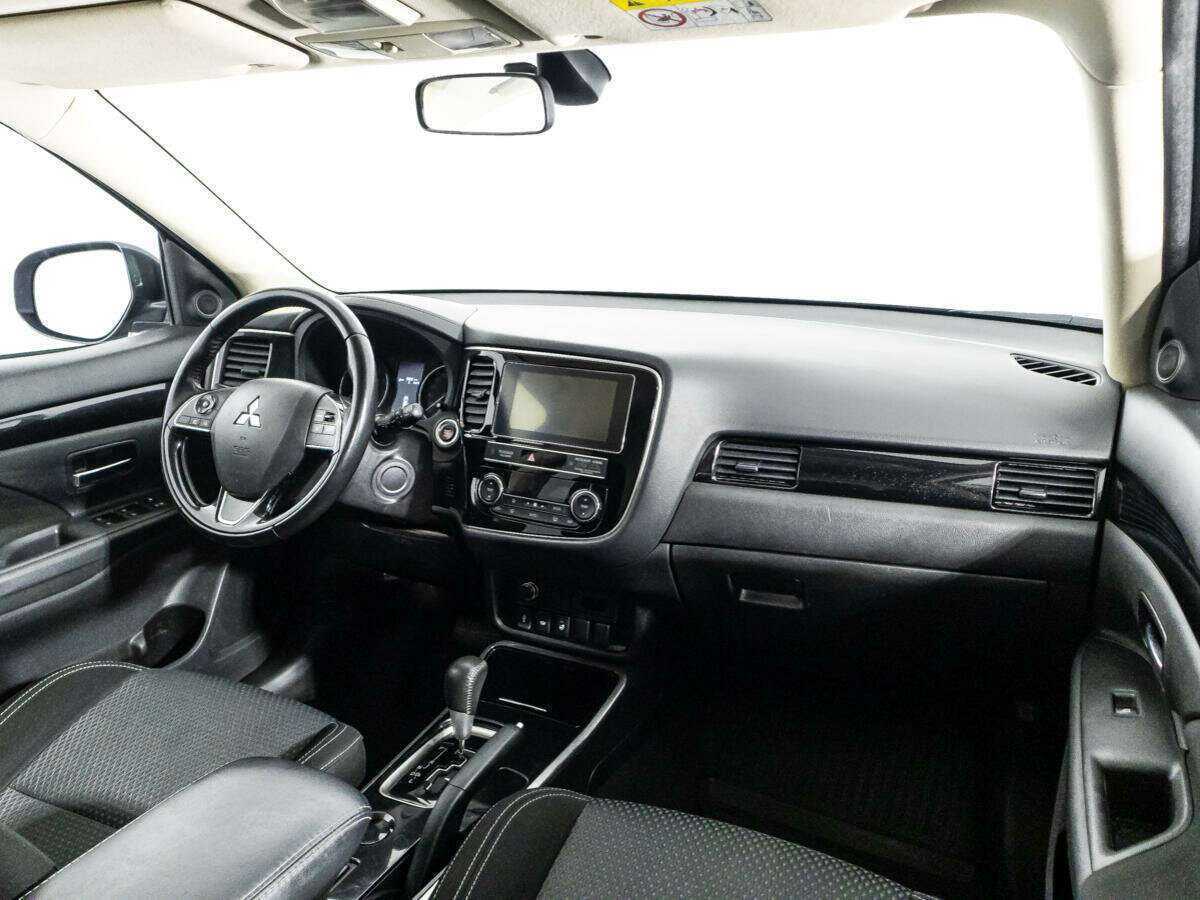 Купить Митсубиши Оутлэндер, 2020, 96 592 км.. Фото: #8