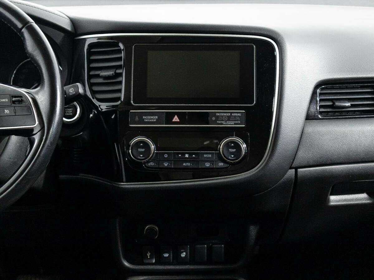 Купить Митсубиши Оутлэндер, 2020, 96 592 км.. Фото: #13