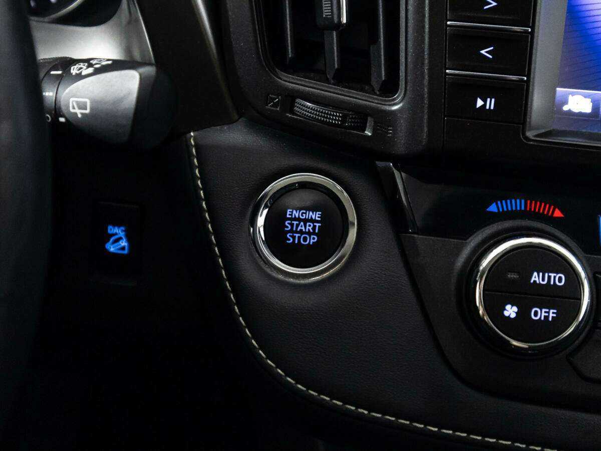 Купить Тойота Рав4, 2018, 155 110 км.. Фото: #17