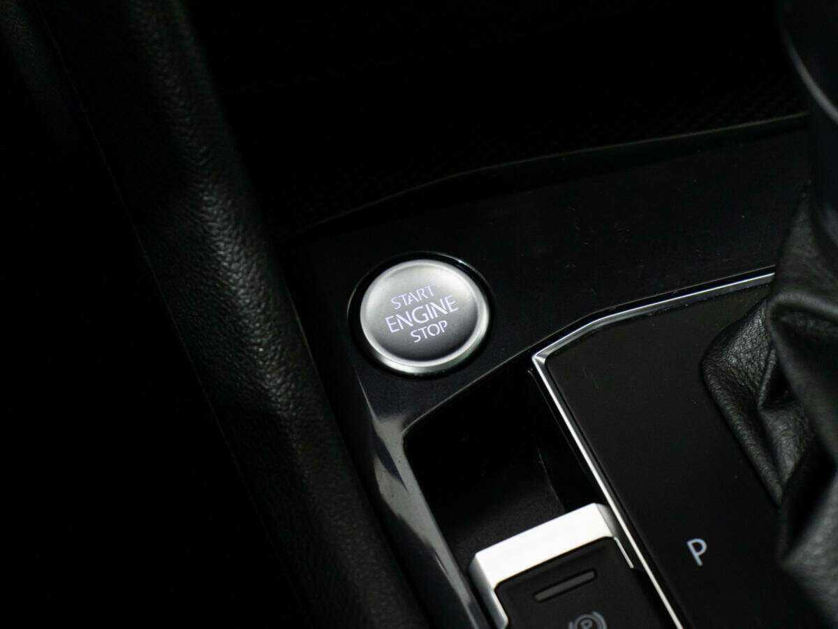 Купить Volkswagen Tiguan, 2019, 100 129 км.. Фото: #17