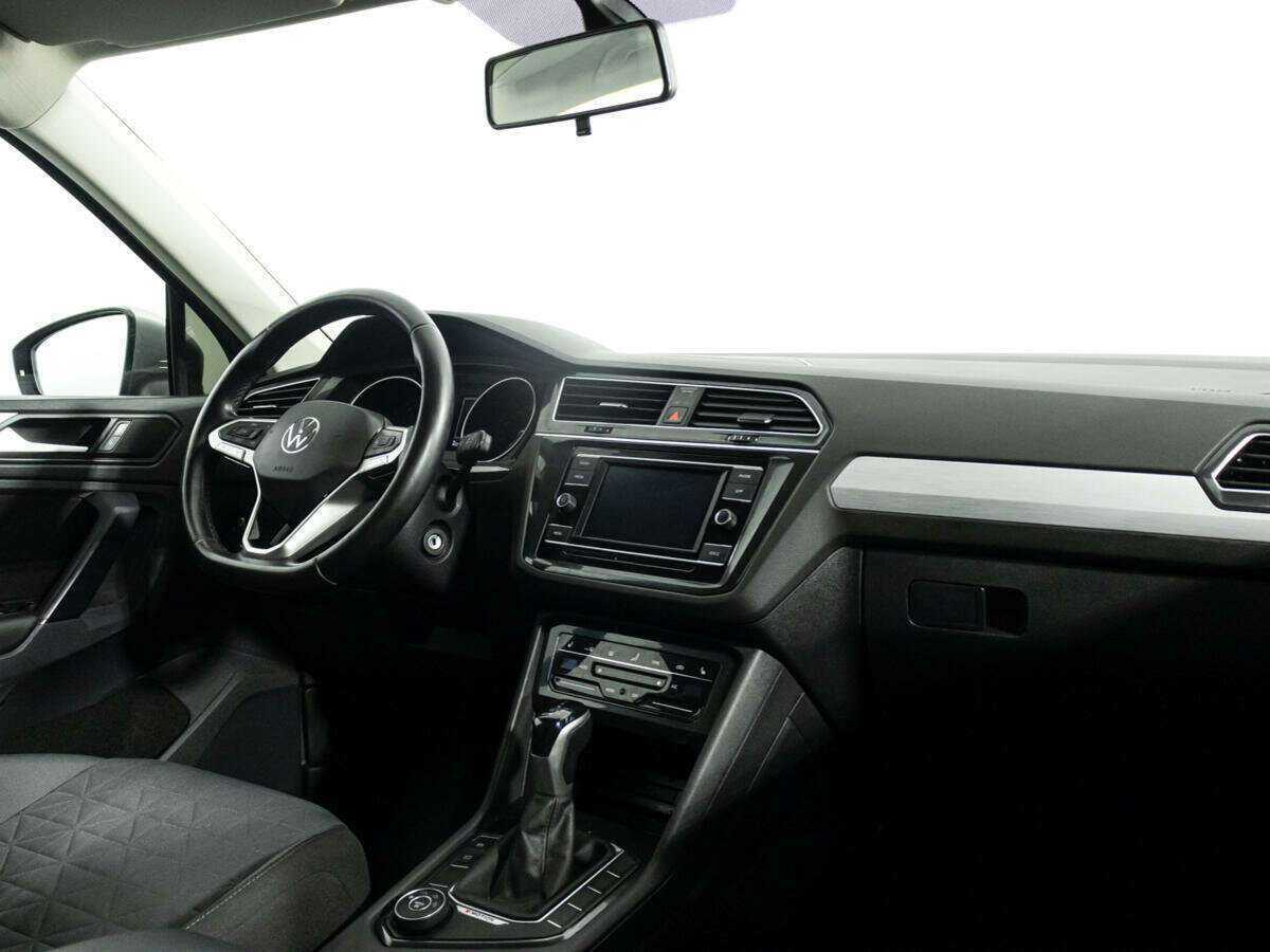 Купить Volkswagen Tiguan, 2021, 83 175 км.. Фото: #8