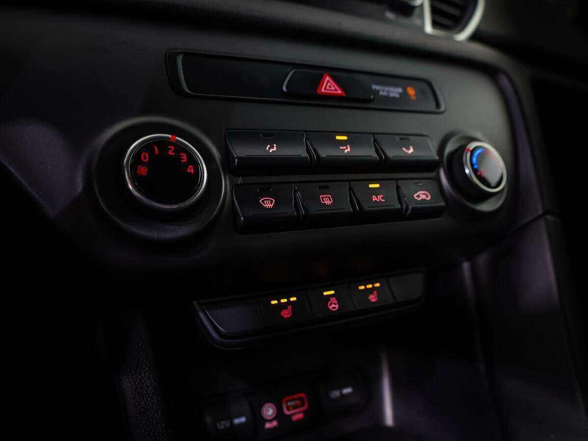 Купить Kia Sportage, 2017, 153 183 км.. Фото: #12