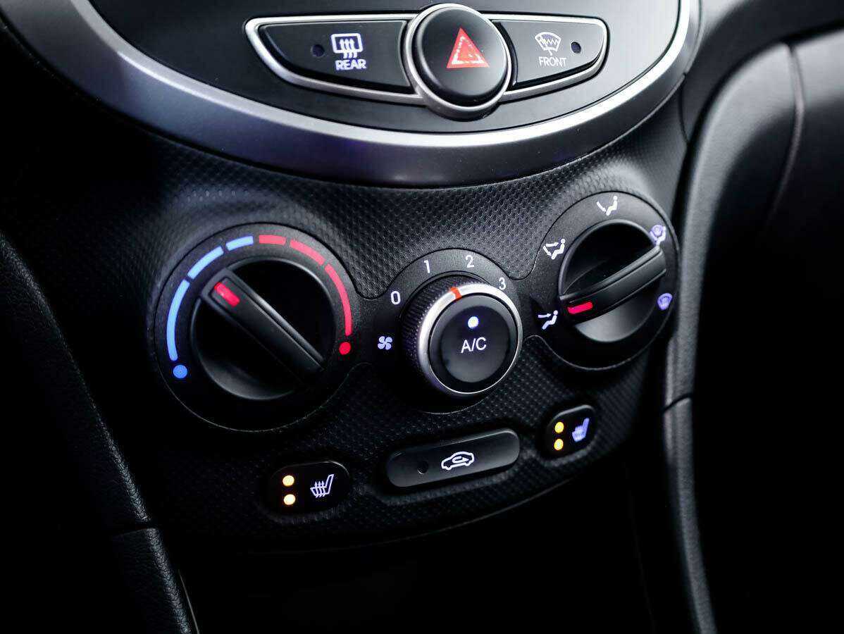 Купить Hyundai Solaris, 2015, 84 753 км.. Фото: #15