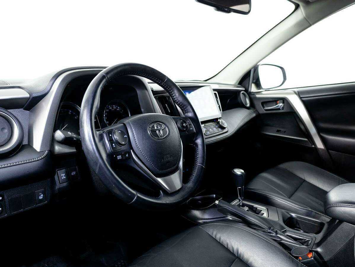 Купить Toyota RAV4, 2018, 98 863 км.. Фото: #9