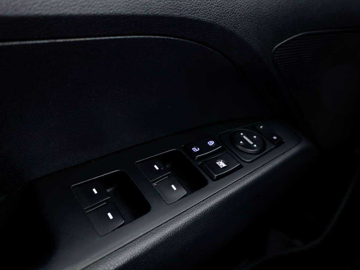 Купить Hyundai Elantra, 2018, 61 707 км.. Фото: #11