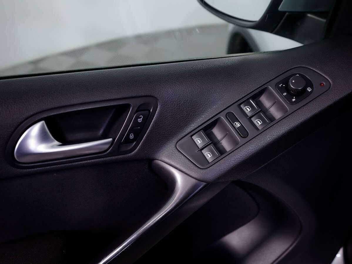 Купить Volkswagen Tiguan, 2012, 199 170 км.. Фото: #11