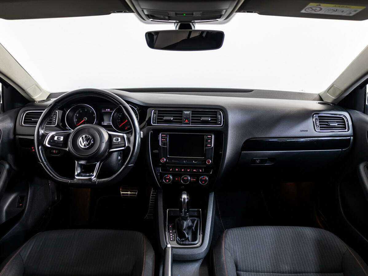 Купить Volkswagen Jetta, 2017, 132 050 км.. Фото: #8