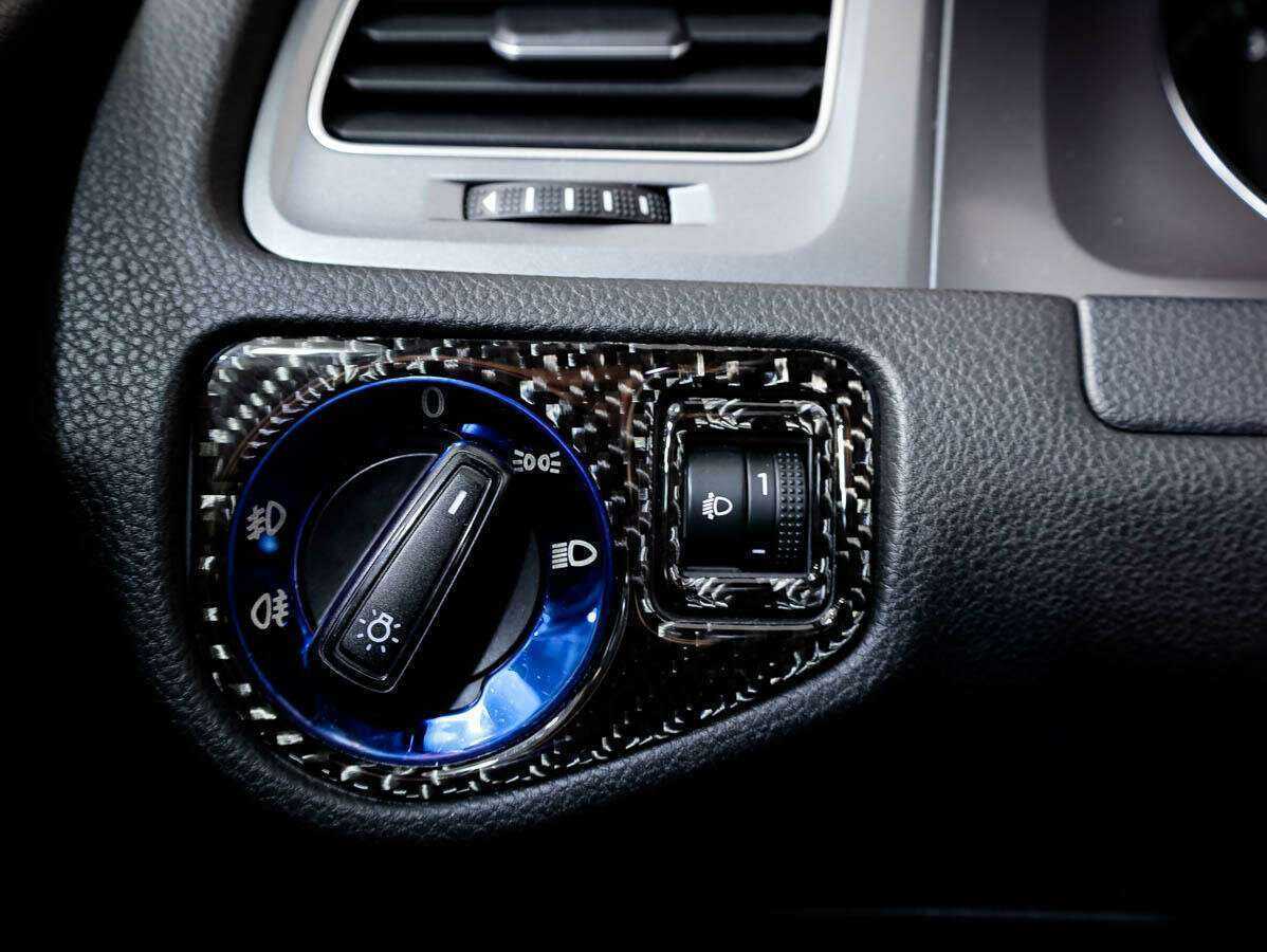 Купить Volkswagen Golf, 2013, 136 879 км.. Фото: #17