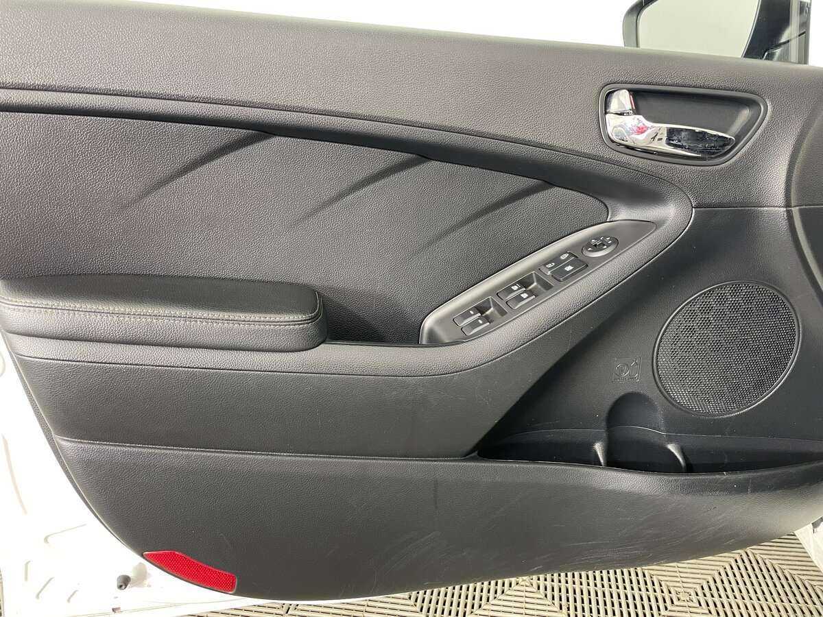 Купить Kia Cerato, 2014, 200 350 км.. Фото: #14