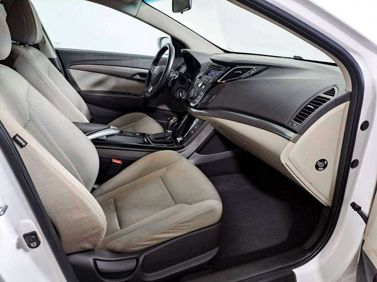Купить Hyundai i40, 2015, 190 002 км.. Фото: #8