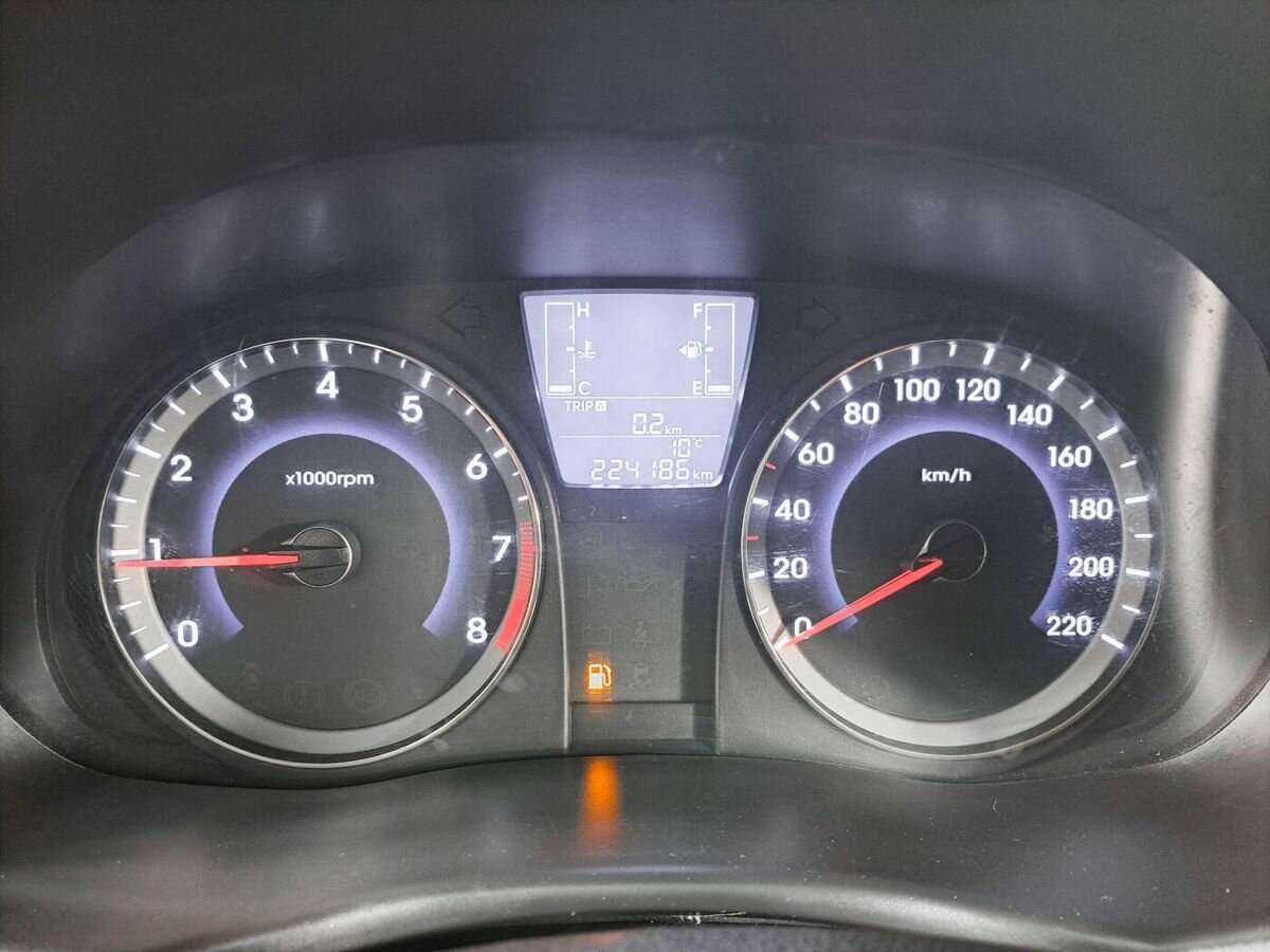 Купить Hyundai Solaris, 2014, 224 172 км.. Фото: #9