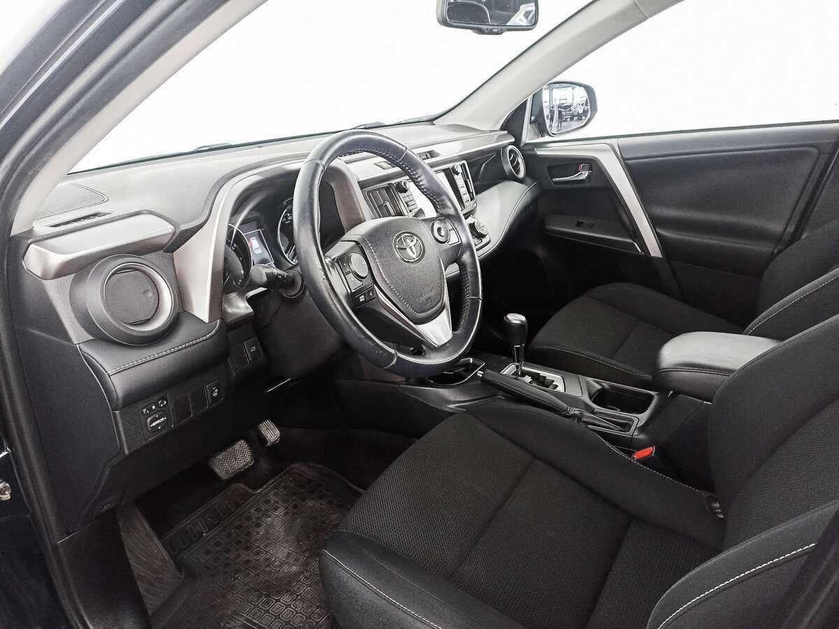 Купить Toyota RAV4, 2018, 97 383 км.. Фото: #13