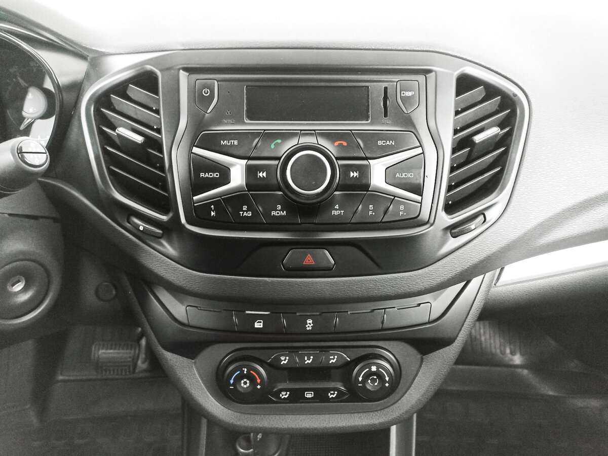 Купить Лада (ВАЗ) Веста, 2015, 95 778 км.. Фото: #11