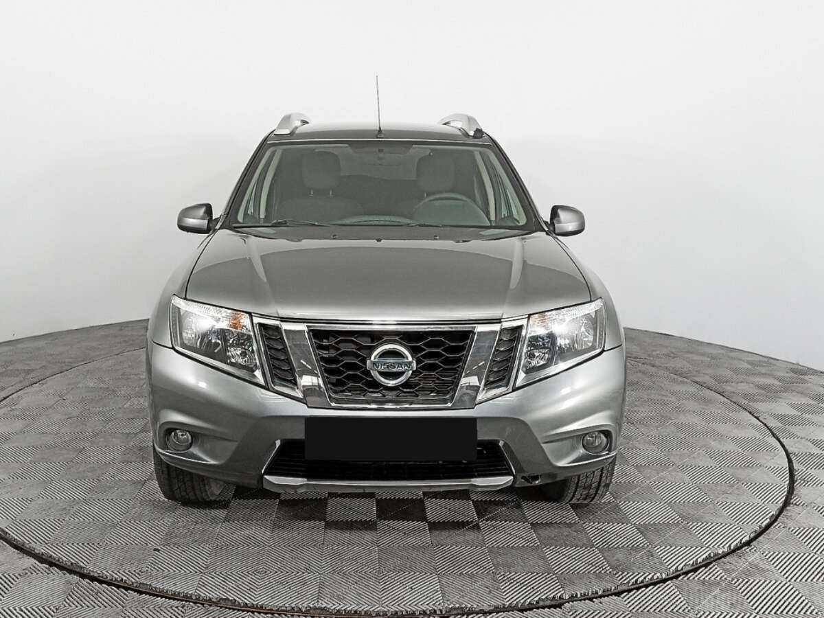 Купить Nissan Terrano, 2016, 200 009 км.. Фото: #1