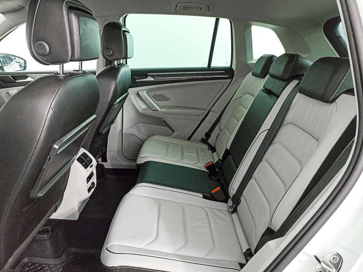 Купить Volkswagen Tiguan, 2017, 128 567 км.. Фото: #9