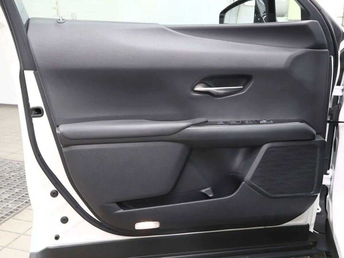 Купить Lexus UX, 2019, 70 000 км.. Фото: #4