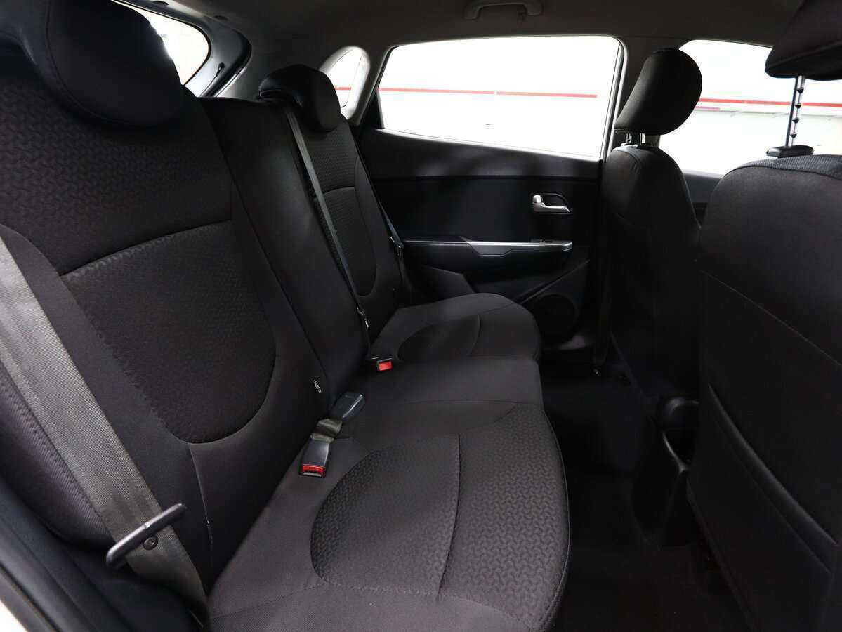 Купить Kia Rio, 2015, 59 140 км.. Фото: #11