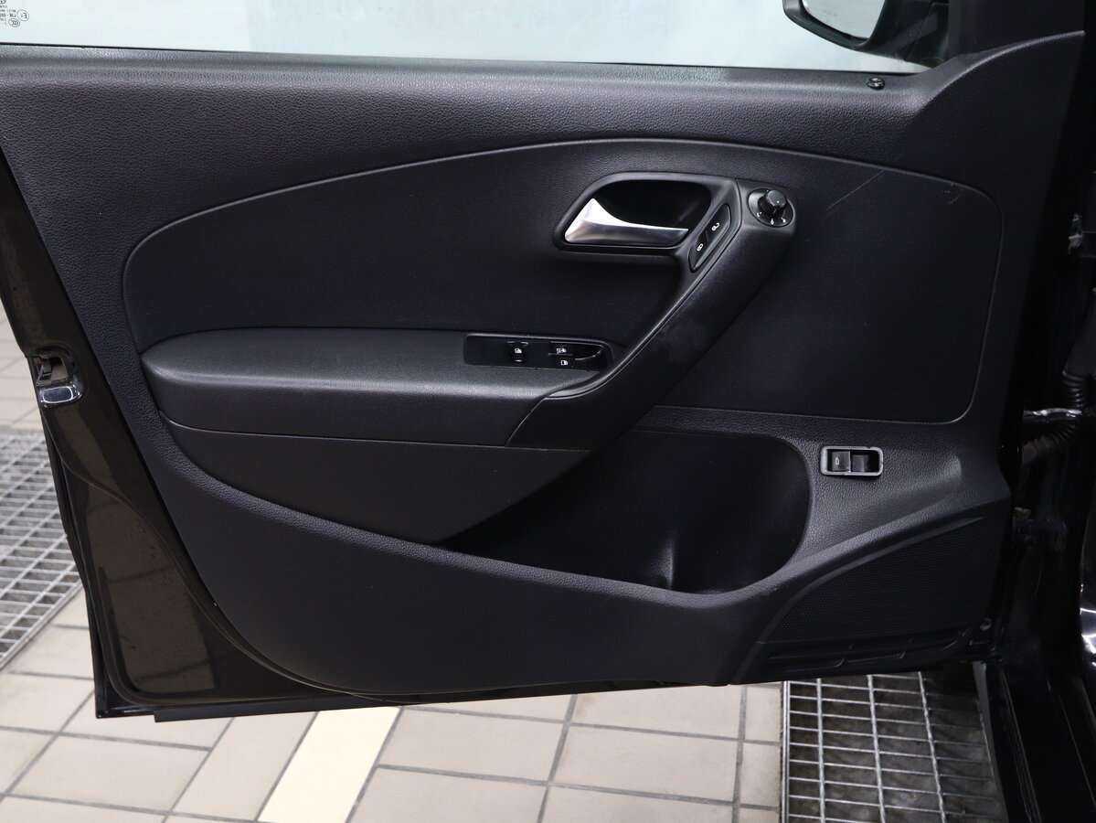 Купить Volkswagen Polo, 2013, 242 000 км.. Фото: #10