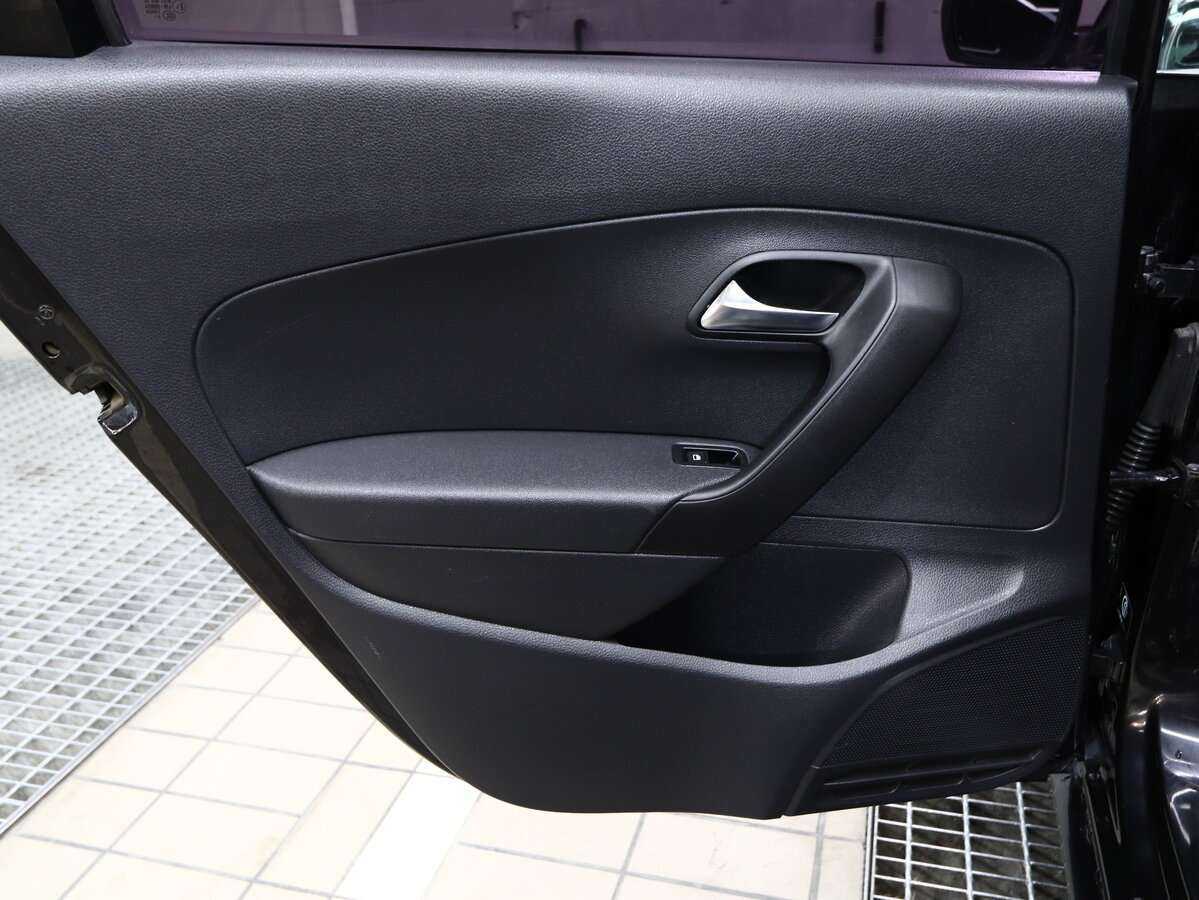 Купить Volkswagen Polo, 2013, 242 000 км.. Фото: #11