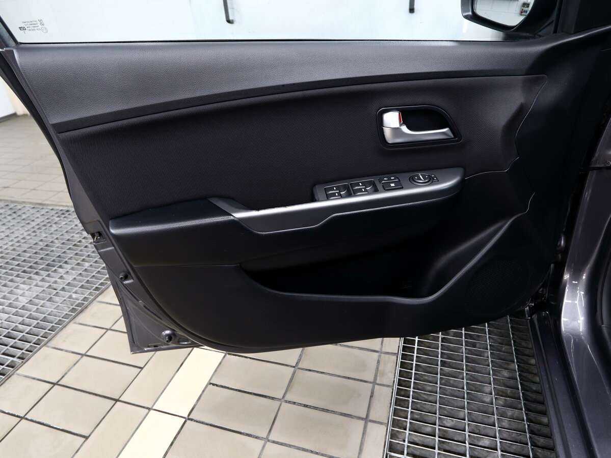 Купить Kia Rio, 2016, 137 000 км.. Фото: #13