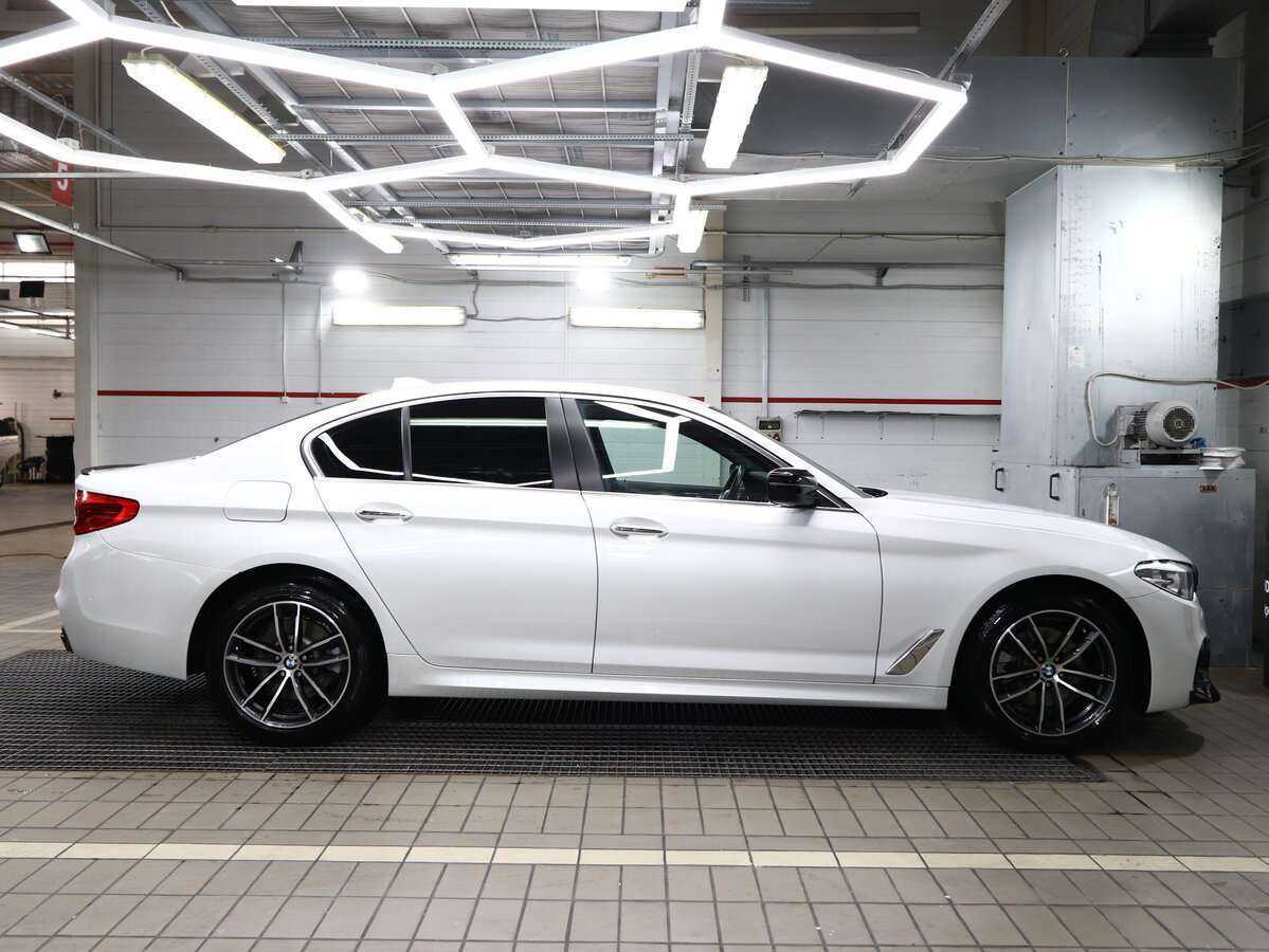 Купить BMW 5 серии, 2017, 96 500 км.. Фото: #2