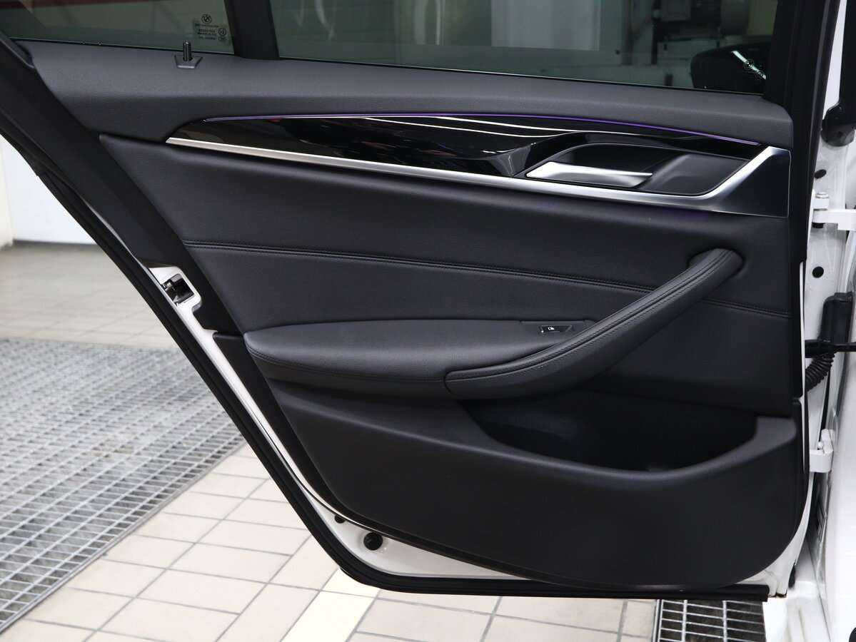 Купить BMW 5 серии, 2017, 96 500 км.. Фото: #13