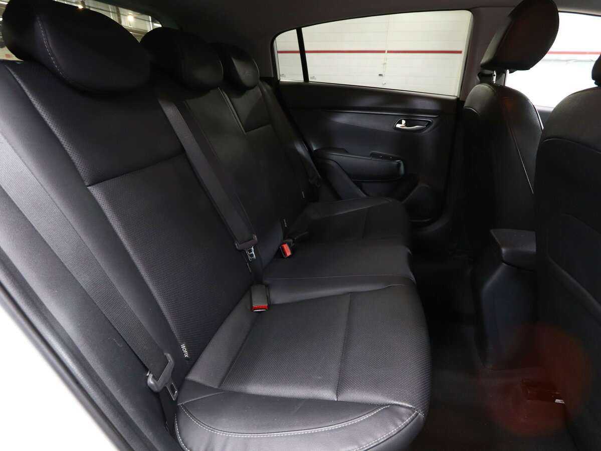 Купить Kia Rio, 2018, 101 000 км.. Фото: #10