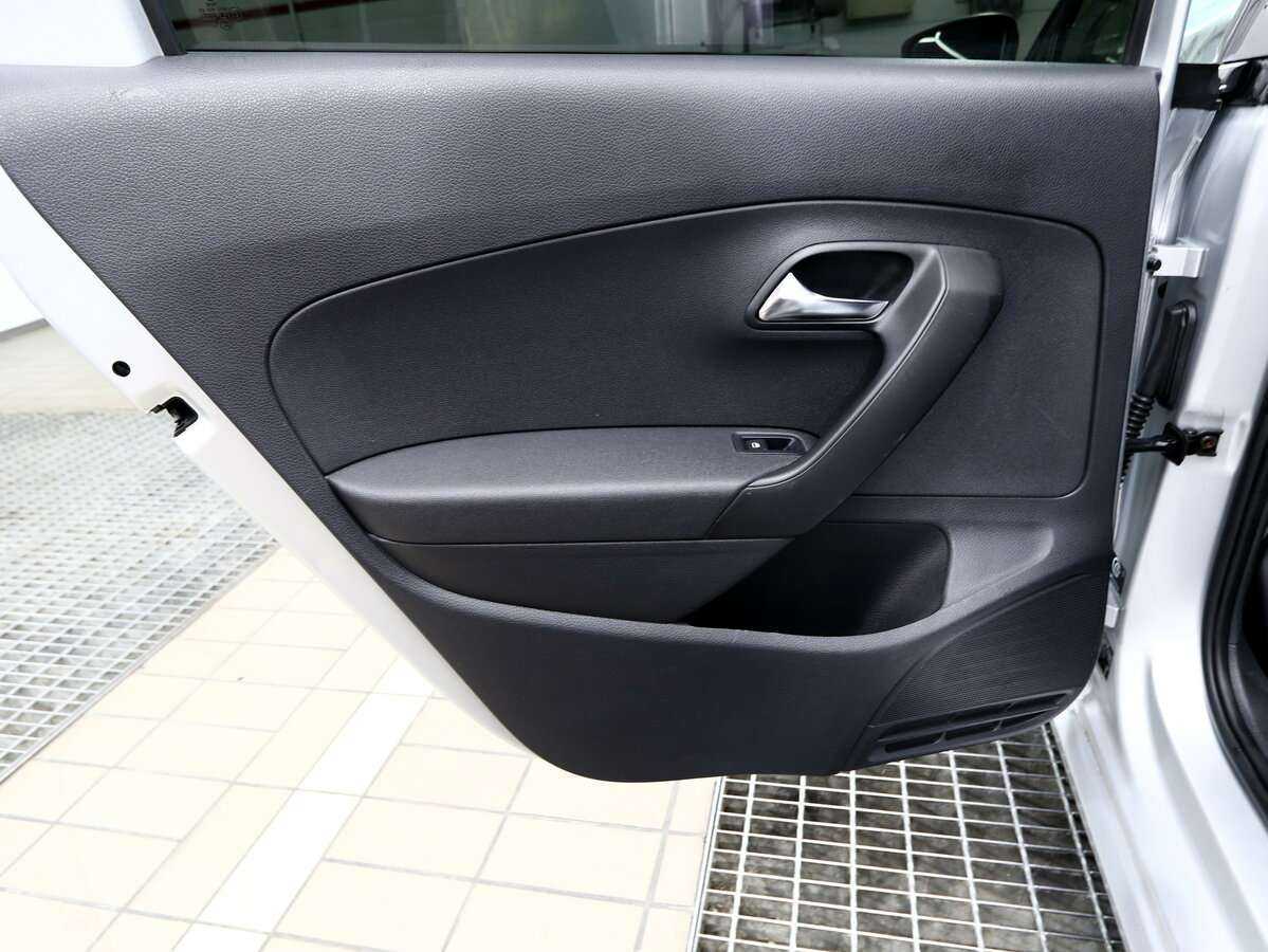 Купить Volkswagen Polo, 2012, 204 500 км.. Фото: #9