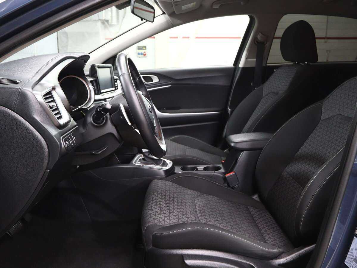 Купить Kia Ceed, 2018, 93 000 км.. Фото: #8