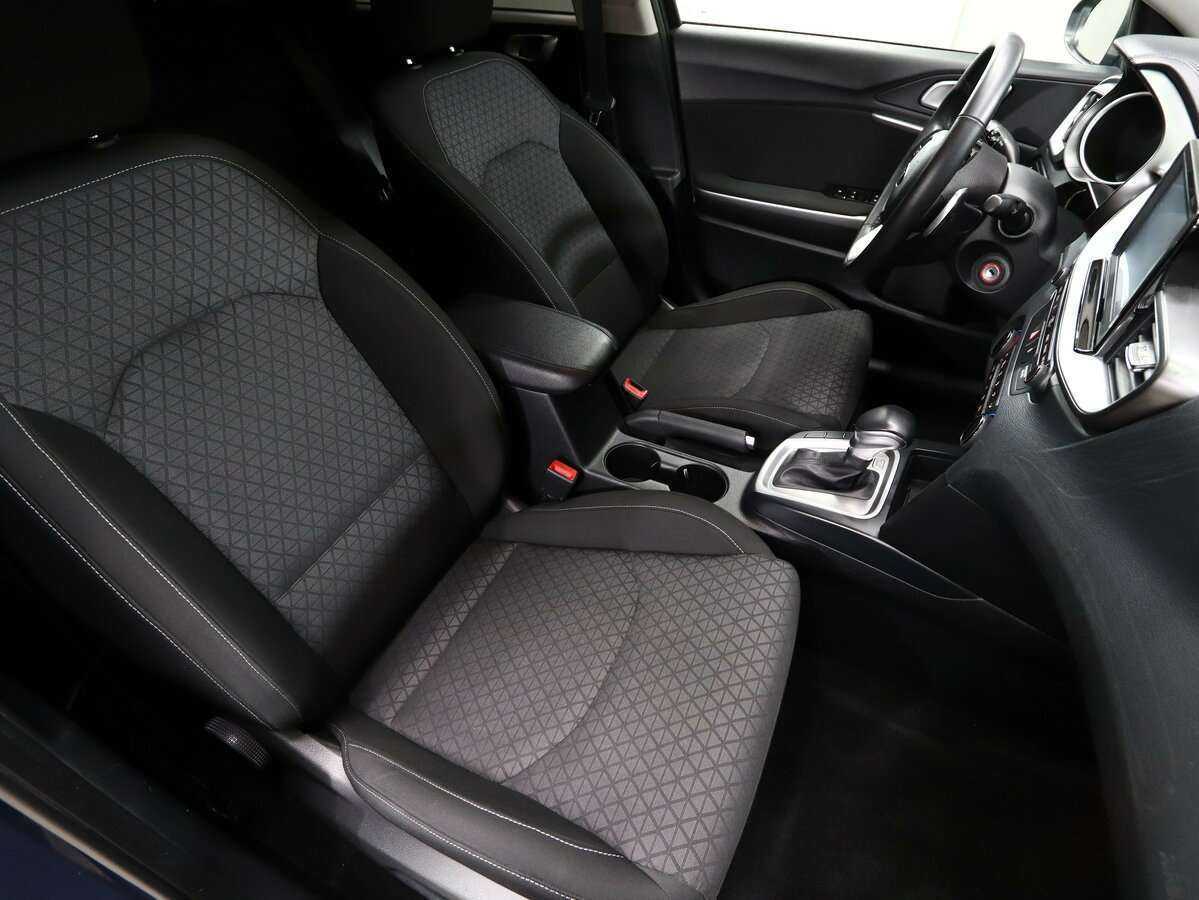 Купить Kia Ceed, 2018, 93 000 км.. Фото: #12