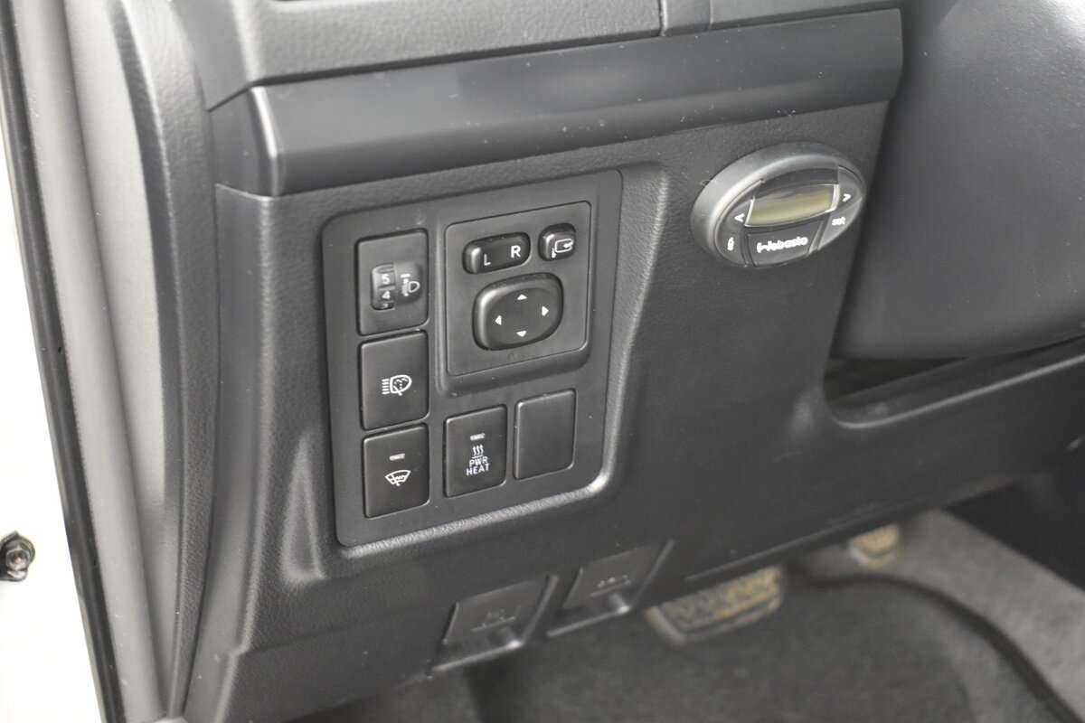 Купить Toyota Land Cruiser Prado, 2012, 178 000 км.. Фото: #8